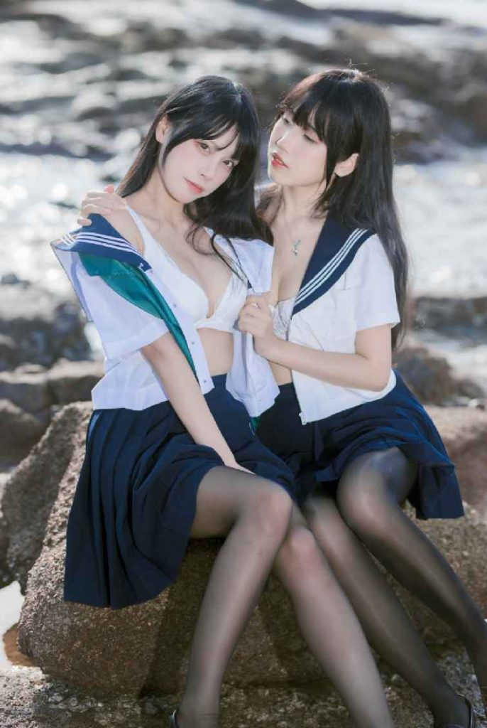 不呆猫 – NO.043 &三無人型 水手服百合黑丝[51P1V-1.02G]